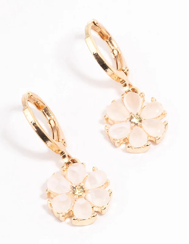 Flat badge earrings-Gold Dainty Pearly Flower Huggie Earrings