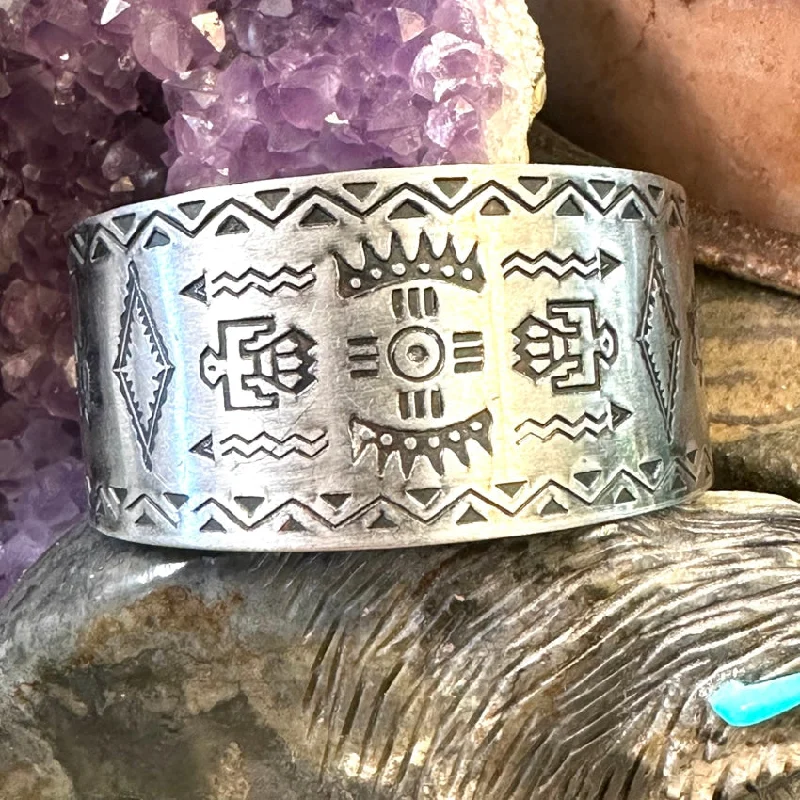 Fox motif bangles-Nickel Silver Stamped Tourist Souvenir Bracelet