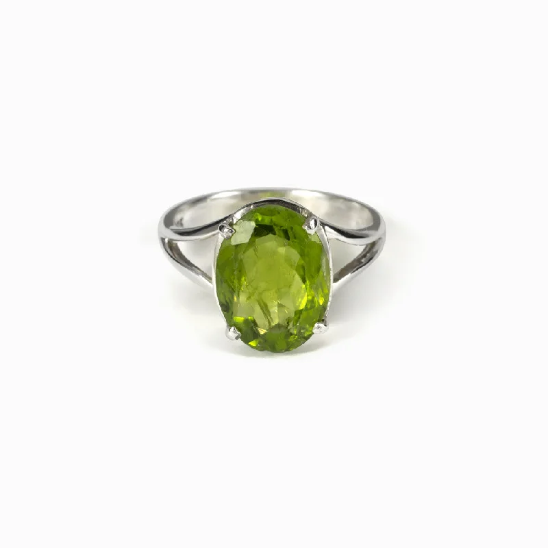 Peridot Ring