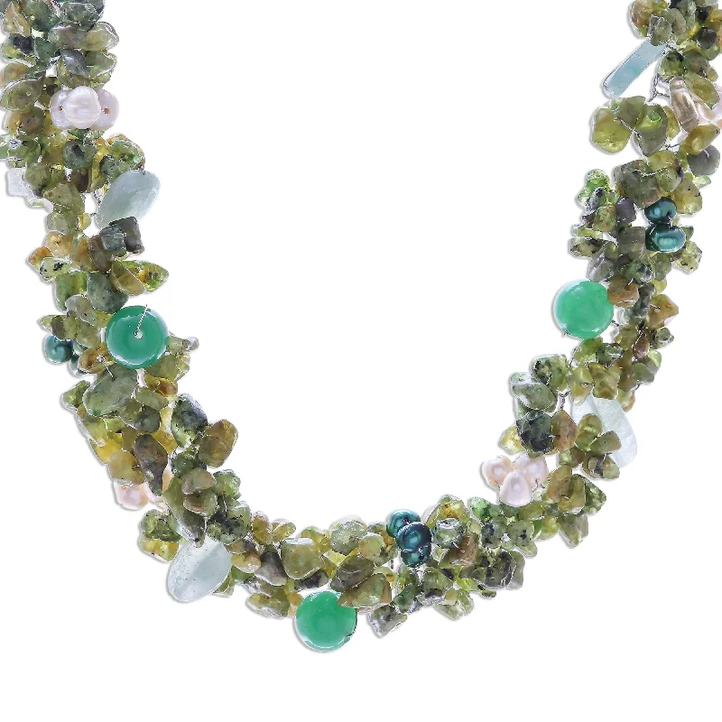 Leaf motif necklaces-Handmade Multi-gemstone Pearl 'Lime Sensation' Necklace (3-4 mm) (Thailand)