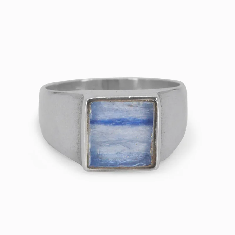 Kyanite Ring